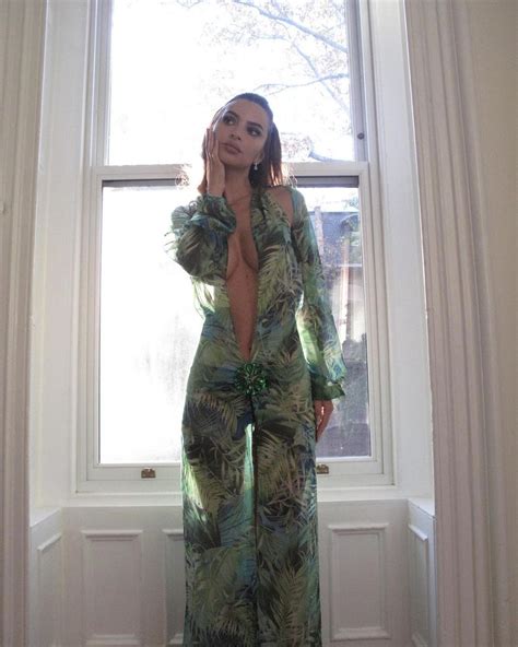 costume versace outleyoox|Emily Ratajkowski channels Jennifer Lopez in plunging Versace .